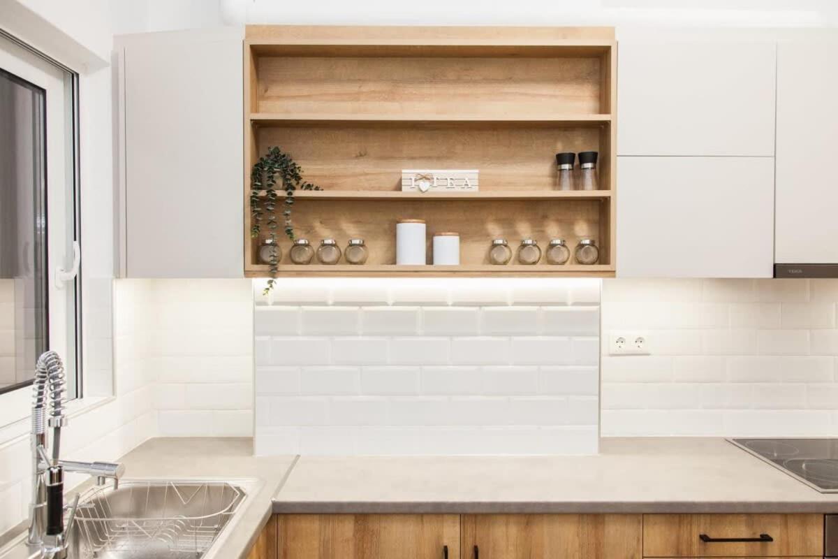 Beautiful New Apartment In Petralona เอเธนส์ ภายนอก รูปภาพ