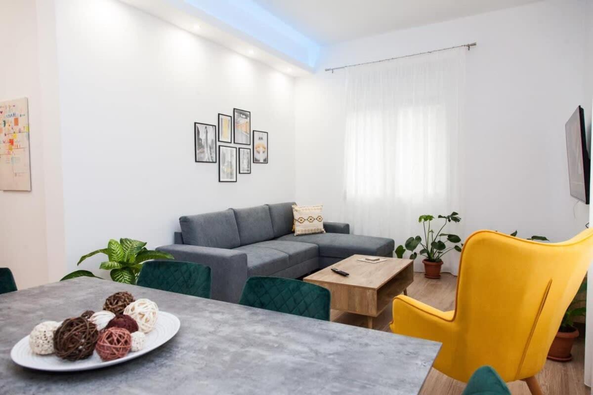 Beautiful New Apartment In Petralona เอเธนส์ ภายนอก รูปภาพ